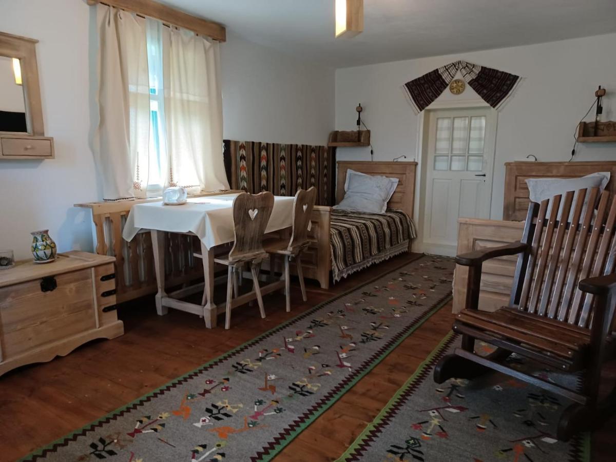 Pensiunea Agroturistica Casa Jucan Poieni Exterior foto